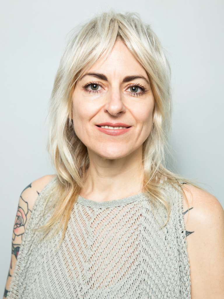 Copy of DailyOm Teacher Thumbnails Urbanist Font Alyson Head Shot